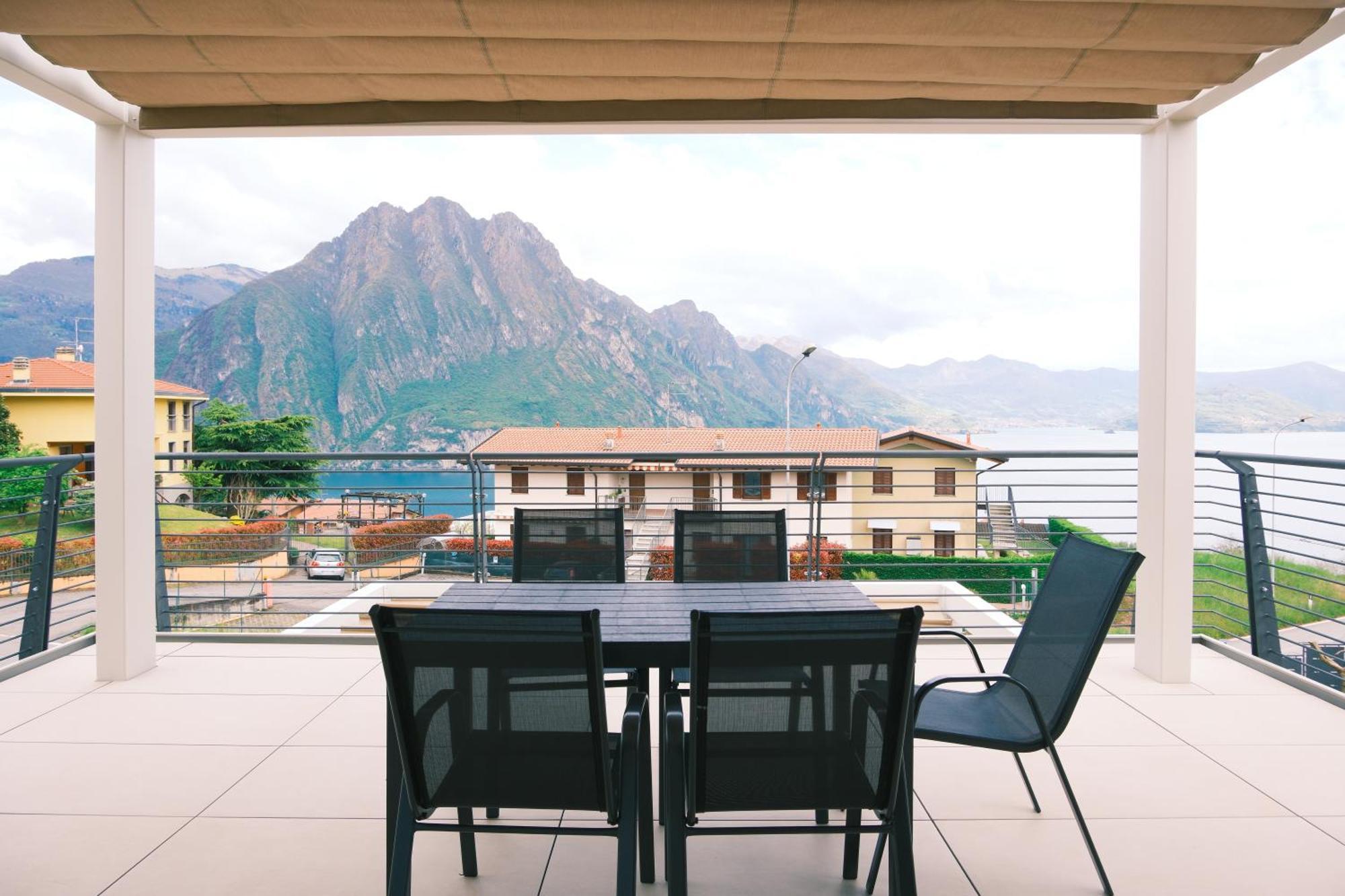 Costa Blu - Terrace Overlooking The Lake & Pool Riva di Solto Extérieur photo