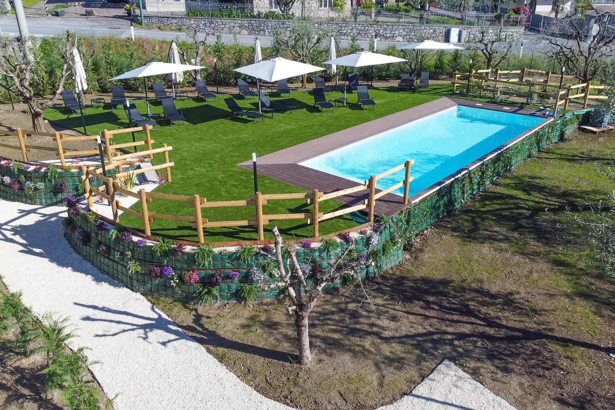 Costa Blu - Terrace Overlooking The Lake & Pool Riva di Solto Extérieur photo